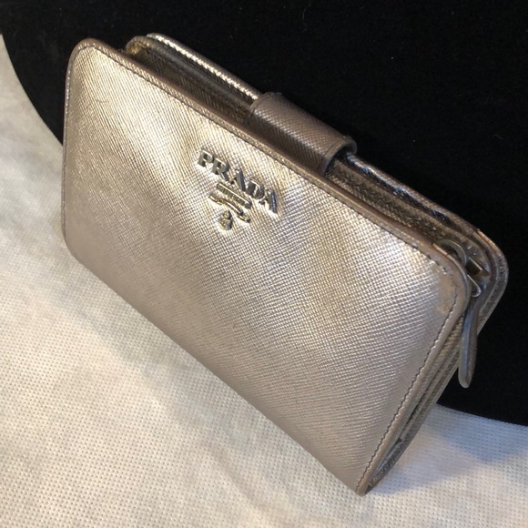 PRADA Silver Textured Leather Zipper & Snap Close, Authentic Wallet - Picture 1 of 14
